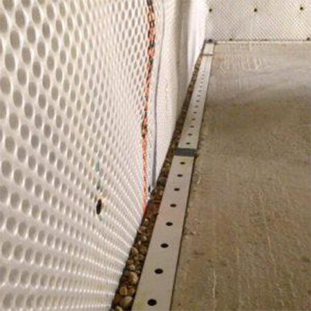 Perimeter drainage channel with membrane